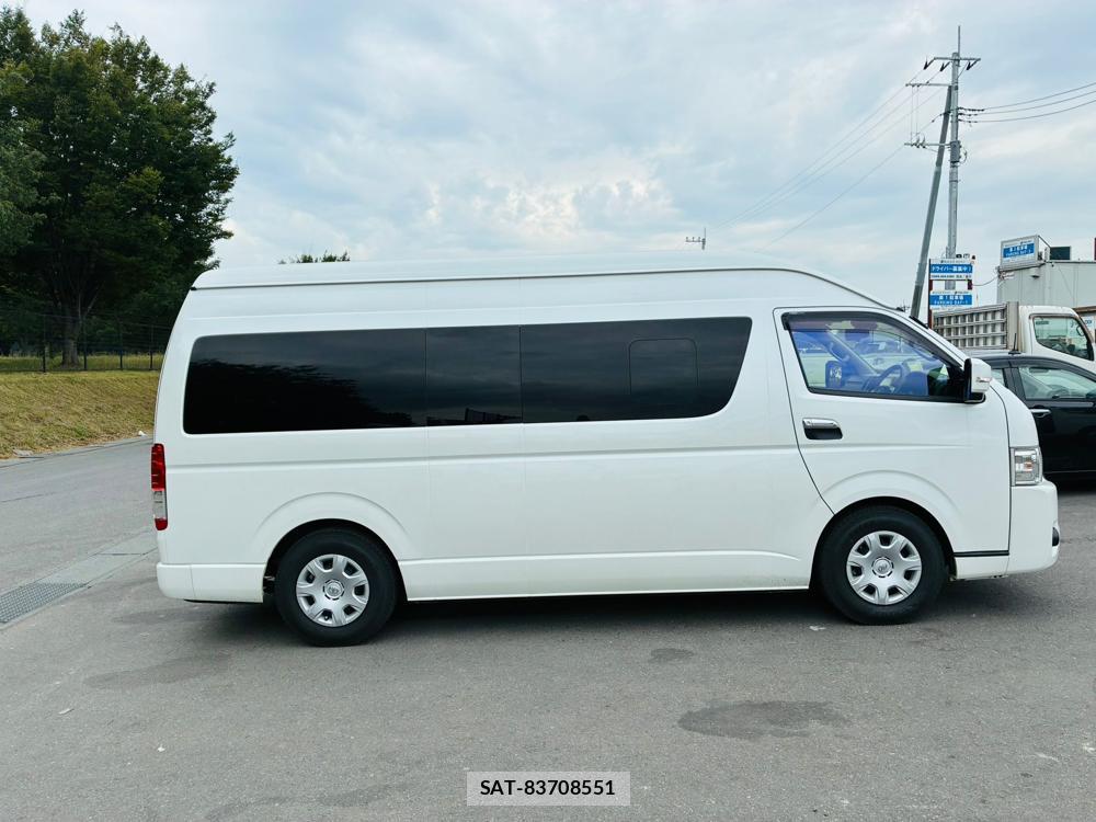 Toyota HIACE VAN 2020-07 8665581-5