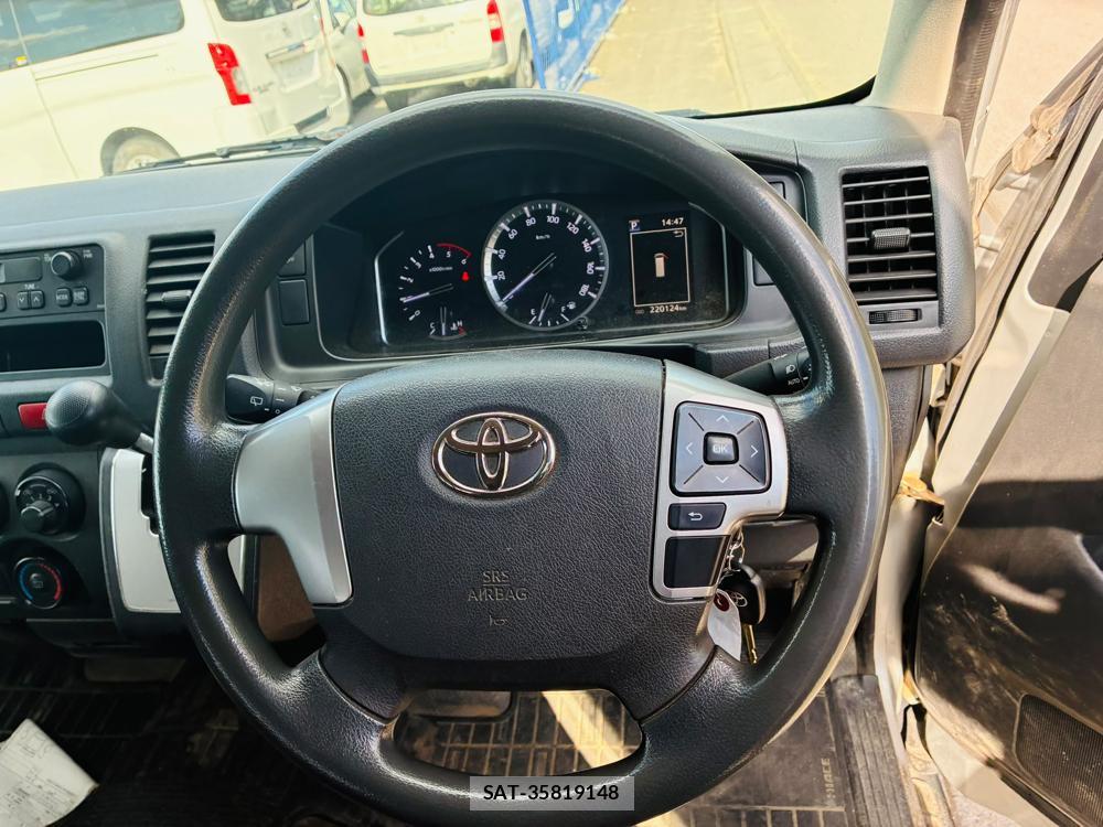 Toyota HIACE VAN 2020-08 8766398-11