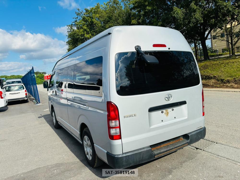 Toyota HIACE VAN 2020-08 8766398-1