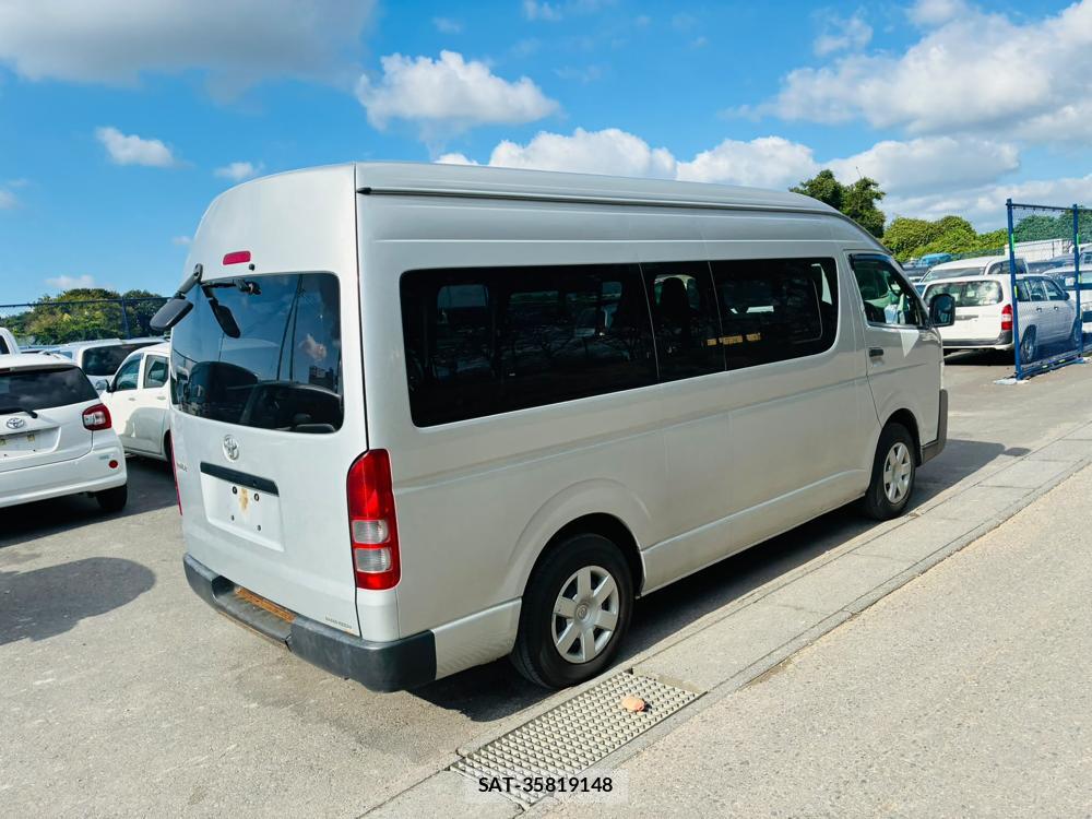 Toyota HIACE VAN 2020-08 8766398-3