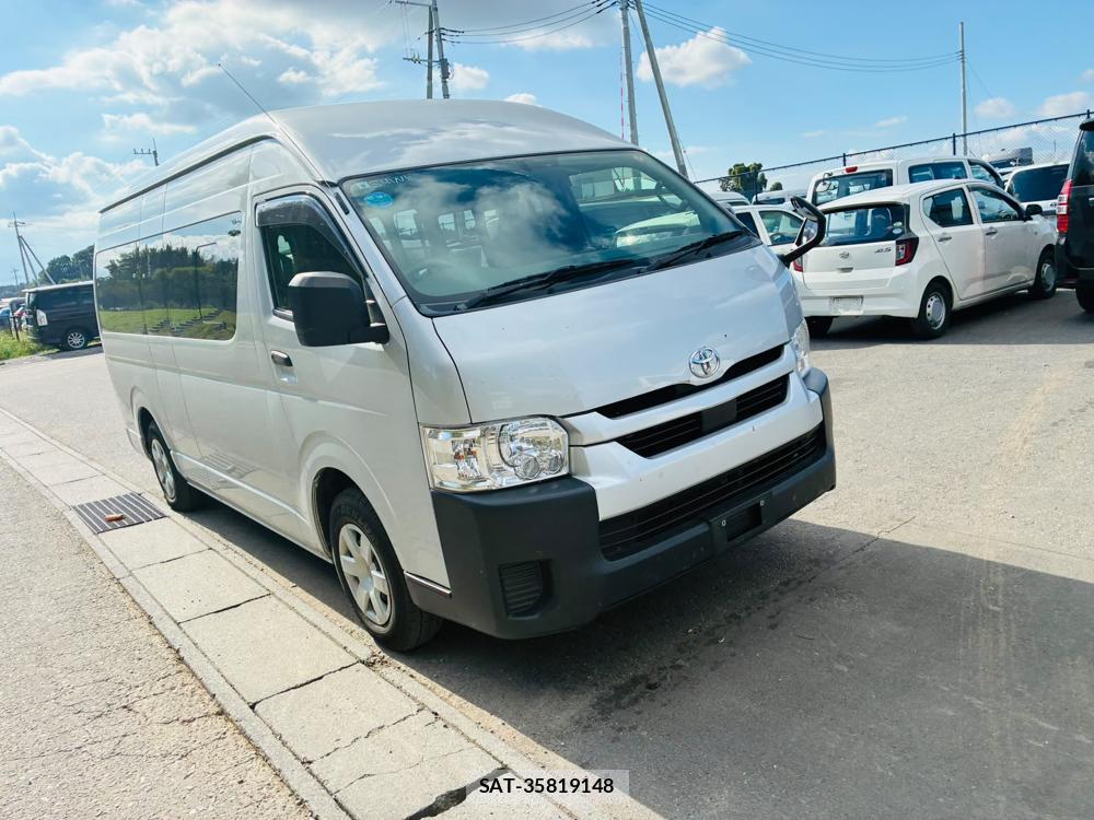 Toyota HIACE VAN 2020-08 8766398-5