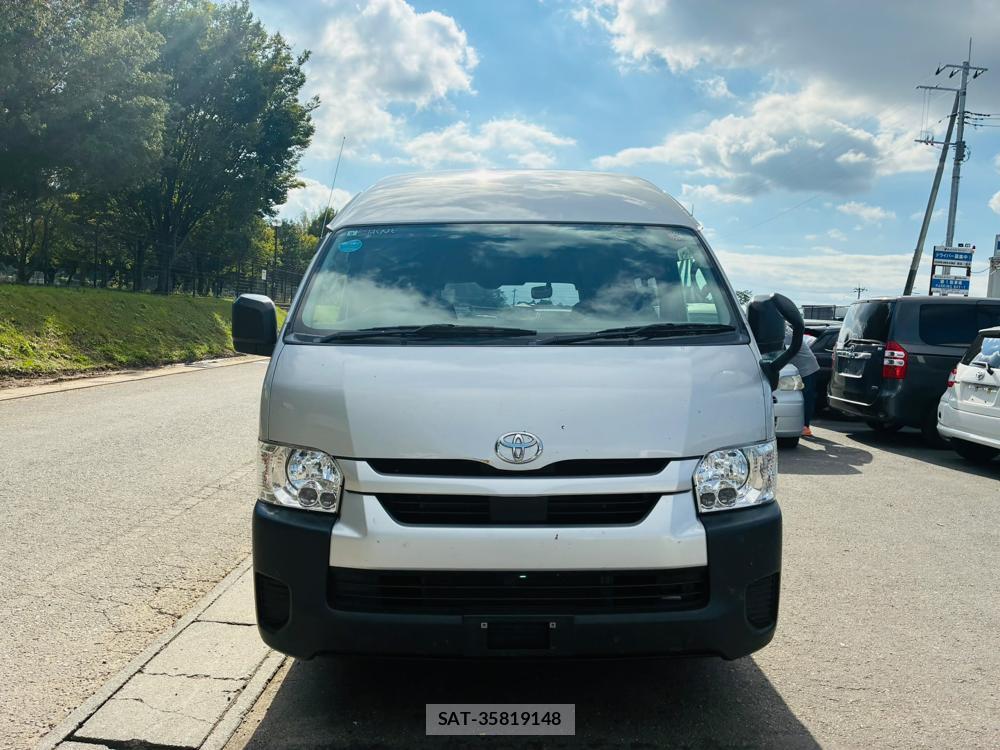 Toyota HIACE VAN 2020-08 8766398-6