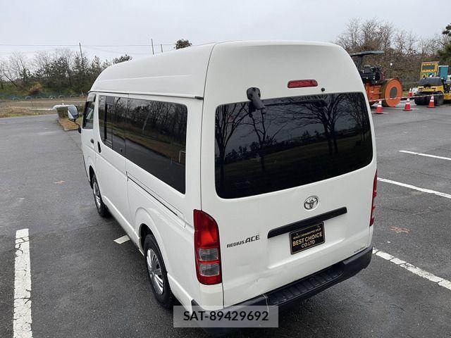 Toyota HIACE VAN 2009-09 529268-16