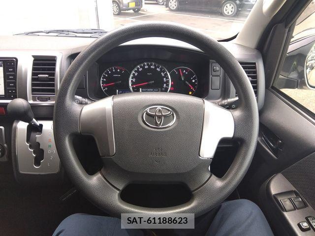 Toyota HIACE VAN 2014-01 768823-9