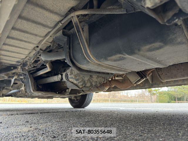 Toyota HIACE VAN 2007-12 788595-9