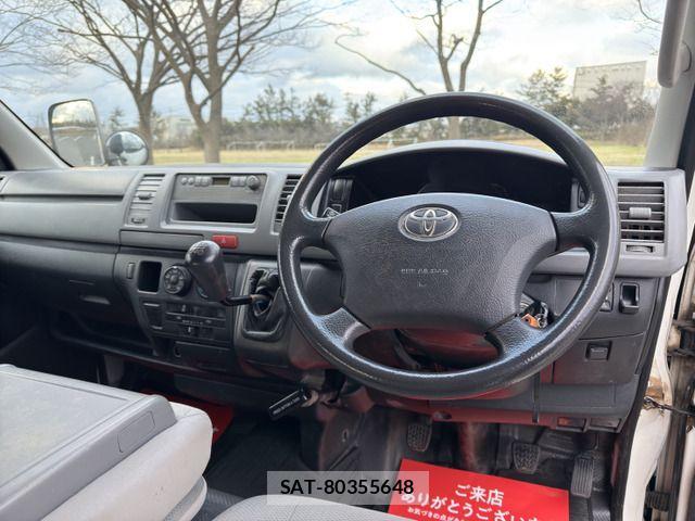 Toyota HIACE VAN 2007-12 788595-14