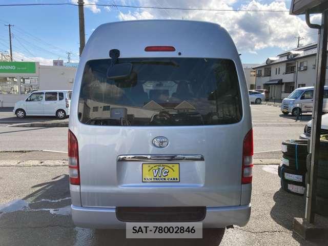 Toyota HIACE VAN 2010-03 943676-13
