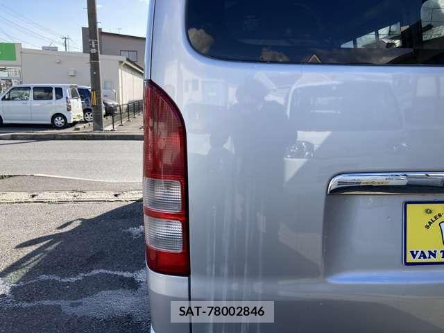 Toyota HIACE VAN 2010-03 943676-15