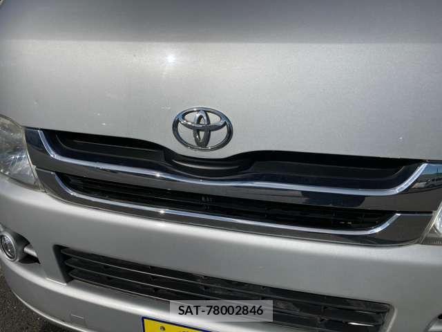 Toyota HIACE VAN 2010-03 943676-5