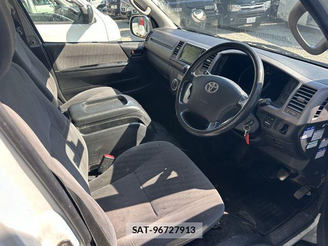 Toyota HIACE VAN 2010-12 1281652-18