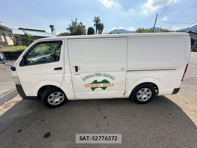 Toyota HIACE VAN 2008-09 1286070-3