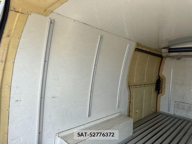 Toyota HIACE VAN 2008-09 1286070-8