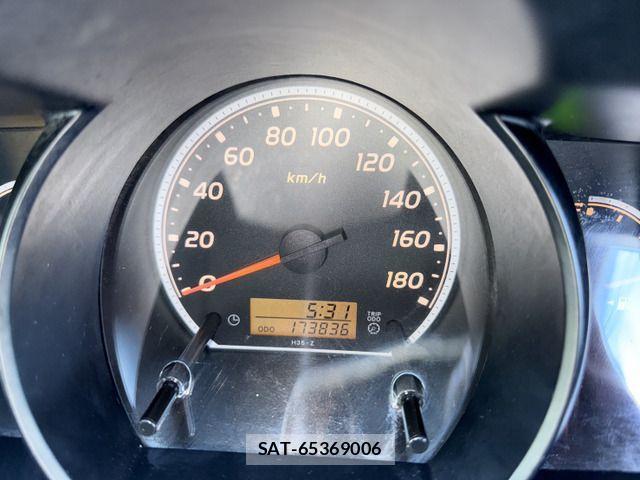 Toyota HIACE VAN 2007-10 1291641-13