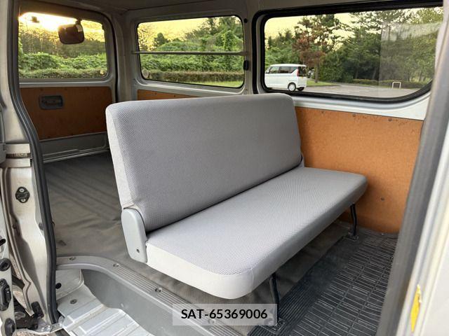 Toyota HIACE VAN 2007-10 1291641-16