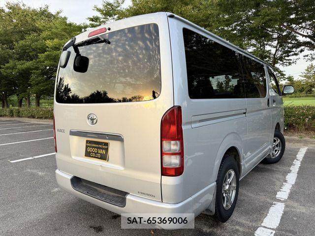 Toyota HIACE VAN 2007-10 1291641-3
