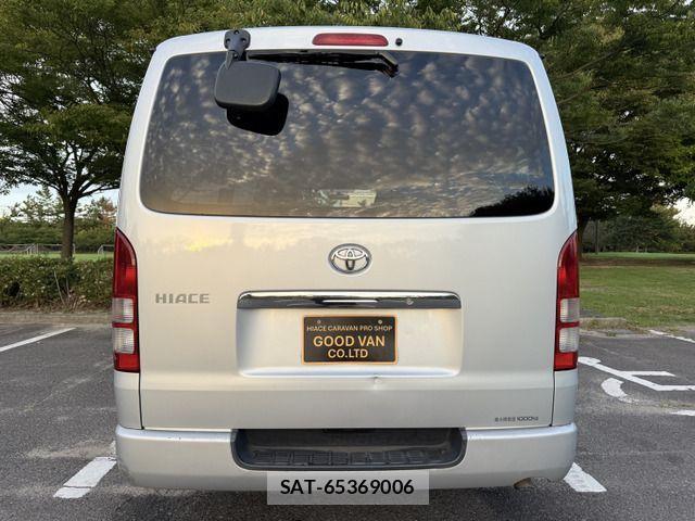 Toyota HIACE VAN 2007-10 1291641-5