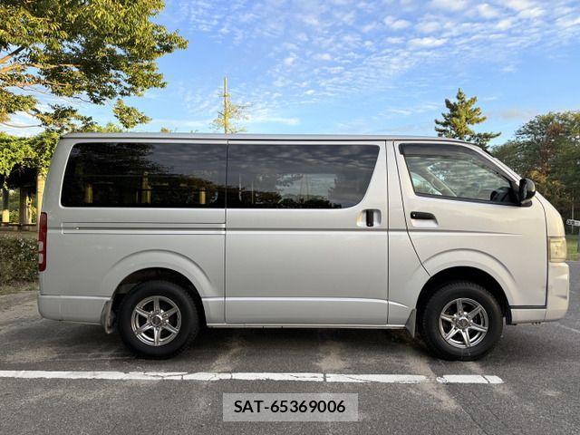 Toyota HIACE VAN 2007-10 1291641-6