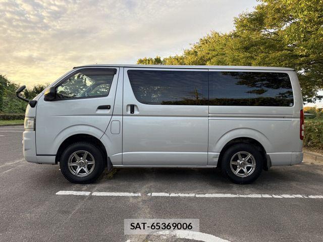 Toyota HIACE VAN 2007-10 1291641-7