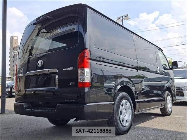 Toyota HIACE VAN 2025-04 1291653-14