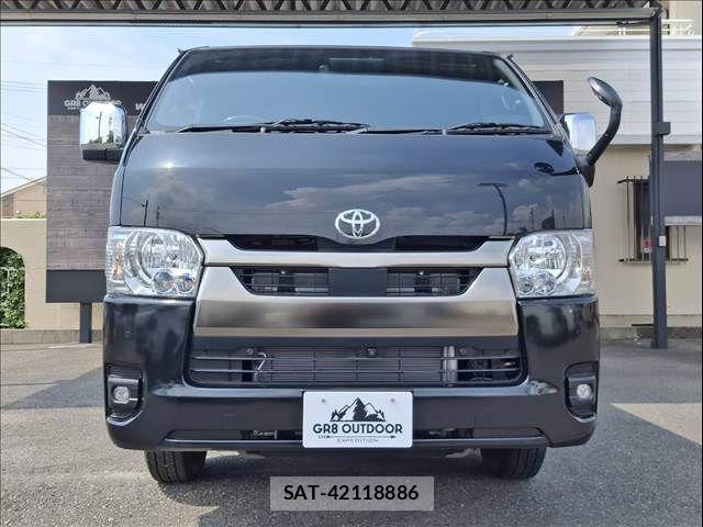Toyota HIACE VAN 2025-04 1291653-1