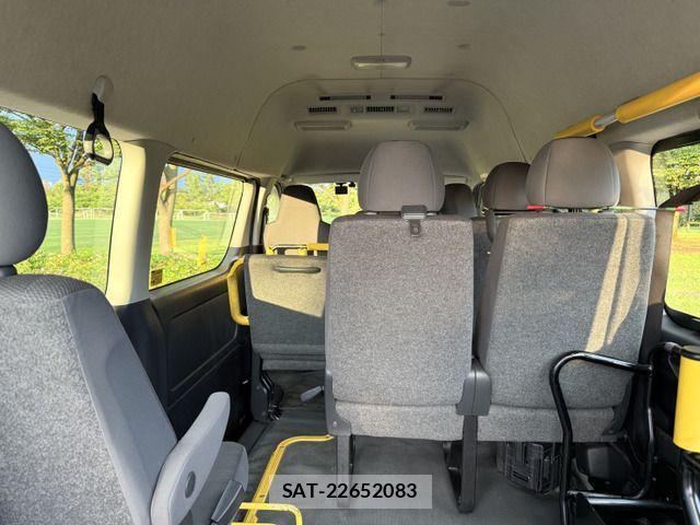 Toyota HIACE VAN 2011-09 1309225-17