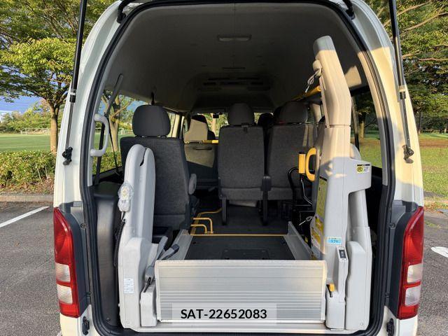 Toyota HIACE VAN 2011-09 1309225-18
