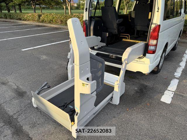 Toyota HIACE VAN 2011-09 1309225-19