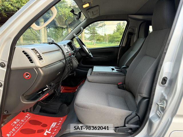 Toyota HIACE VAN 2012-11 1313184-9