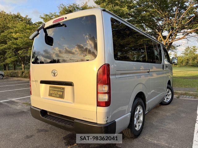 Toyota HIACE VAN 2012-11 1313184-3