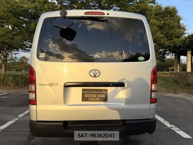 Toyota HIACE VAN 2012-11 1313184-5