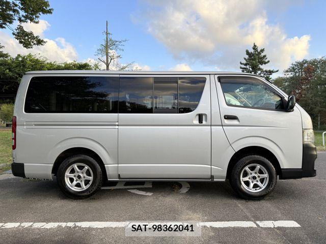 Toyota HIACE VAN 2012-11 1313184-6