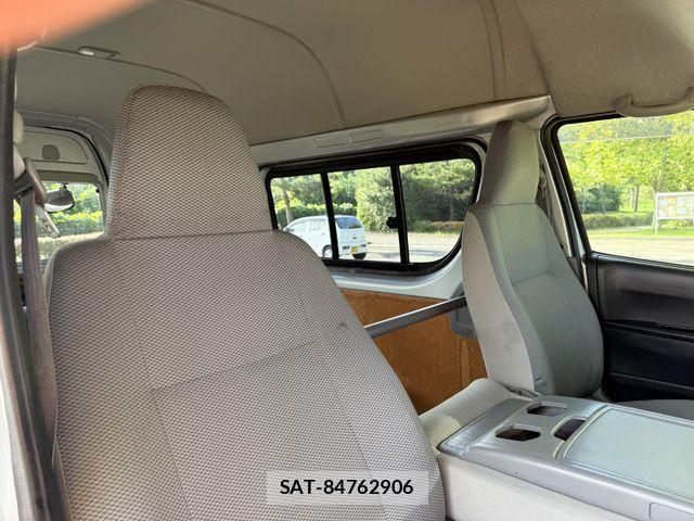 Toyota HIACE VAN 2008-11 1313181-14
