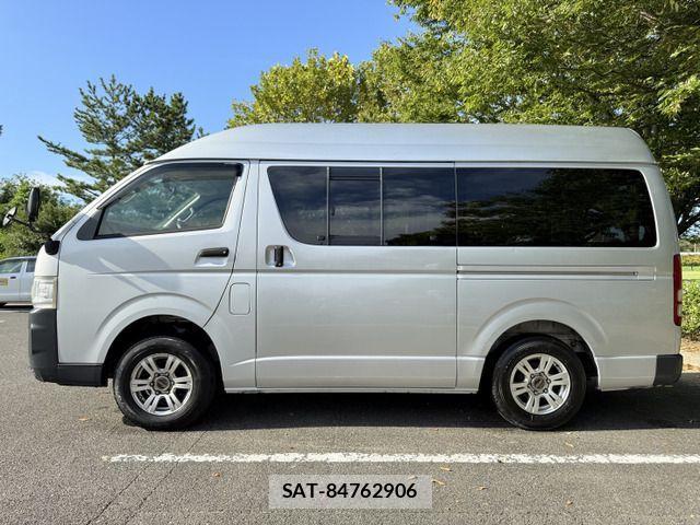 Toyota HIACE VAN 2008-11 1313181-7