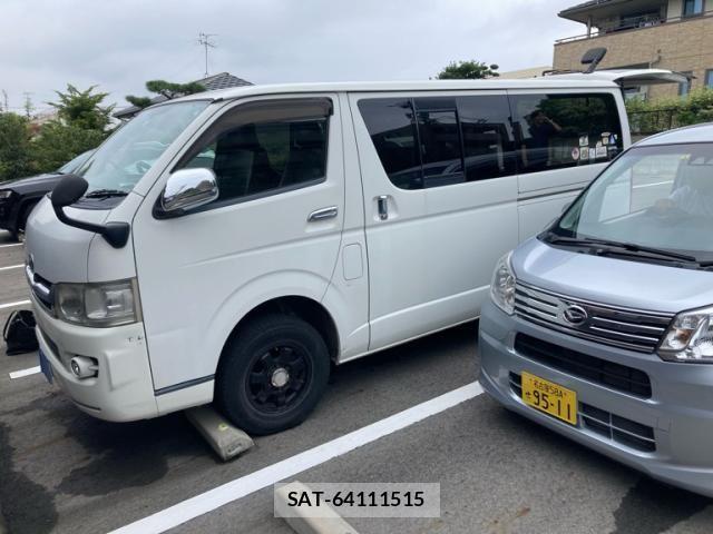 Toyota HIACE VAN 2009-10 1313182-0