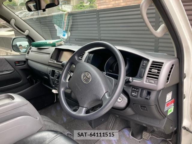 Toyota HIACE VAN 2009-10 1313182-11