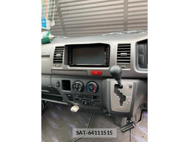 Toyota HIACE VAN 2009-10 1313182-14