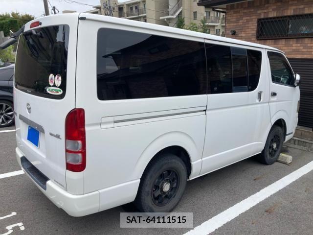 Toyota HIACE VAN 2009-10 1313182-3