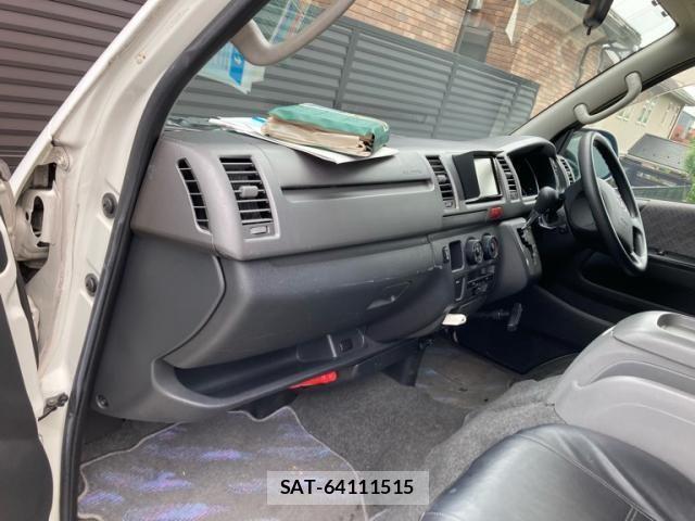 Toyota HIACE VAN 2009-10 1313182-5