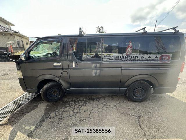 Toyota HIACE VAN 2006-11 1326087-17