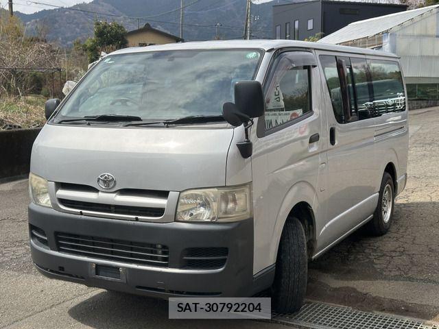 Toyota HIACE VAN 2006-07 1326086-2