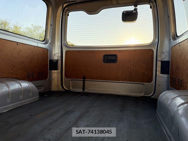 Toyota HIACE VAN 2012-03 1374722-18