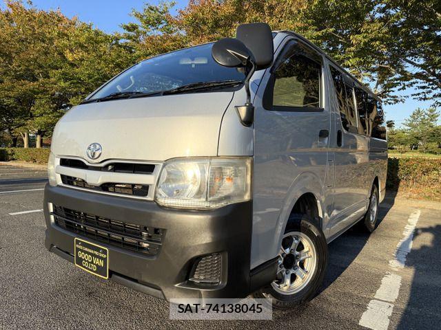 Toyota HIACE VAN 2012-03 1374722-2