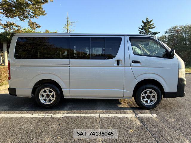 Toyota HIACE VAN 2012-03 1374722-6