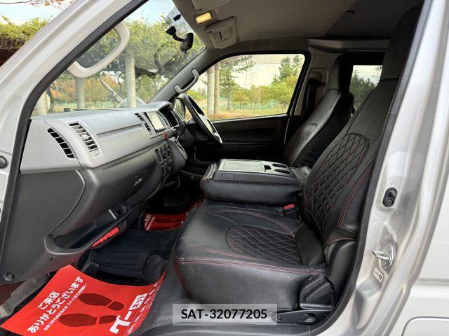 Toyota HIACE VAN 2012-02 1412700-9