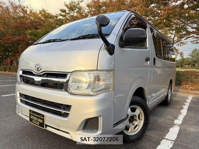 Toyota HIACE VAN 2012-02 1412700-2