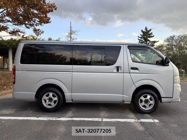 Toyota HIACE VAN 2012-02 1412700-6