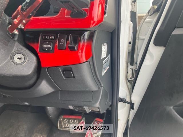 Toyota HIACE VAN 2012-03 1416706-16