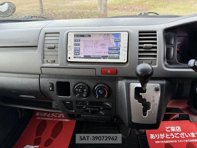 Toyota HIACE VAN 2013-03 1743549-12