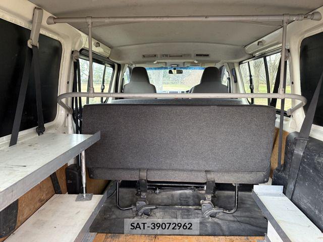 Toyota HIACE VAN 2013-03 1743549-18