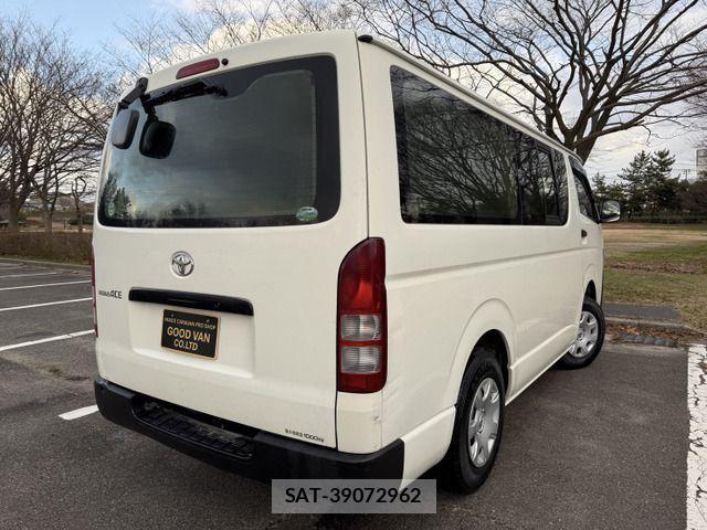 Toyota HIACE VAN 2013-03 1743549-3